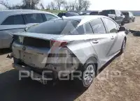 2017 Toyota PRIUS photo