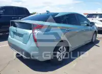 2017 Toyota PRIUS photo