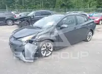 2017 Toyota PRIUS фото