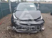 2017 Toyota PRIUS photo