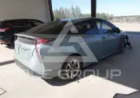 2017 Toyota PRIUS photo