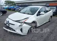 2017 Toyota PRIUS photo
