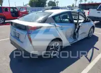 2017 Toyota PRIUS photo