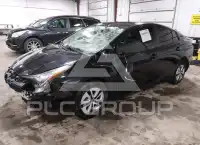 2017 Toyota PRIUS photo