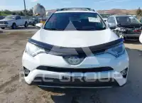 2017 Toyota RAV4 фото