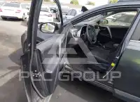 2017 Toyota RAV4 photo