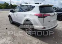 2017 Toyota RAV4 фото