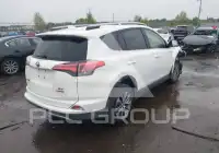 2017 Toyota RAV4 фото