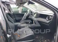 2017 Toyota RAV4 photo