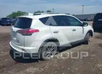 2017 Toyota RAV4 фото