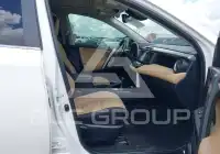 2017 Toyota RAV4 фото