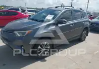 2017 Toyota RAV4 фото