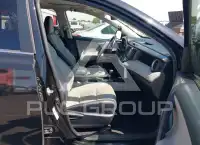2017 Toyota RAV4 фото