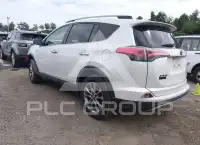 2017 Toyota RAV4 фото