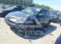 2017 Toyota RAV4 фото