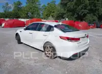2017 KIA Optima фото
