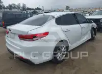 2017 KIA Optima photo