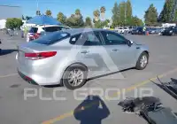 2017 KIA Optima photo