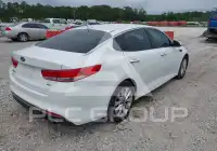 2017 KIA Optima photo