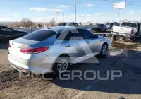 2017 KIA Optima photo