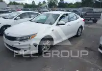 2017 KIA Optima фото