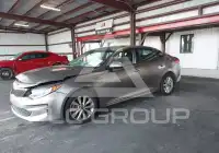 2017 KIA Optima photo
