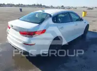 2017 KIA Optima photo