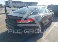 2017 KIA Optima photo