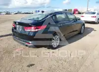 2017 KIA Optima photo