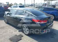 2017 KIA Optima photo
