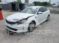 2017 KIA Optima photo
