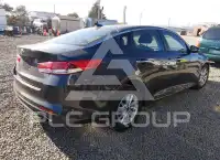 2017 KIA Optima photo