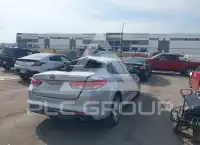 2017 KIA Optima photo