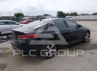 2017 KIA Optima фото
