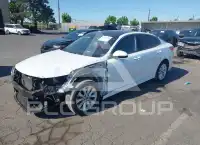 2017 KIA Optima photo