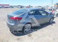 2017 KIA Forte photo
