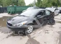 2017 KIA Forte фото