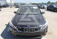 2017 KIA Forte фото