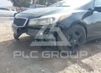 2017 KIA Forte фото