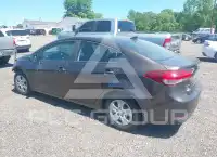 2017 KIA Forte фото