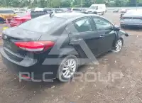 2017 KIA Forte фото