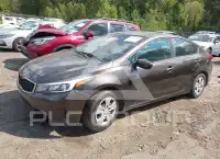2017 KIA Forte фото