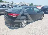 2017 KIA Forte photo