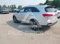 2017 KIA Sorento photo