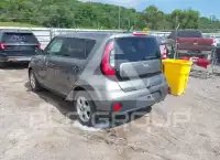 2017 KIA Soul photo