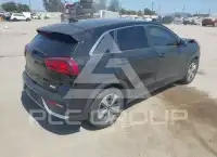 2017 KIA Niro фото