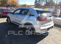 2017 KIA Niro photo
