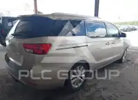 2017 KIA Sedona фото
