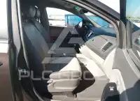 2017 KIA Sedona photo