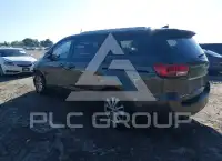 2017 KIA Sedona photo